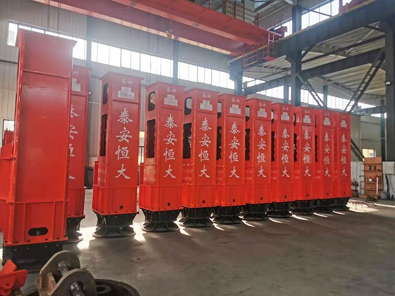 裝載機(jī)改夯實(shí)機(jī) 裝載機(jī)改夯實(shí)機(jī)